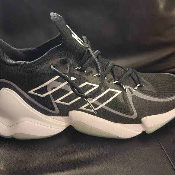 Adidas patrick Mahomes 1's - Picture 10 of 10